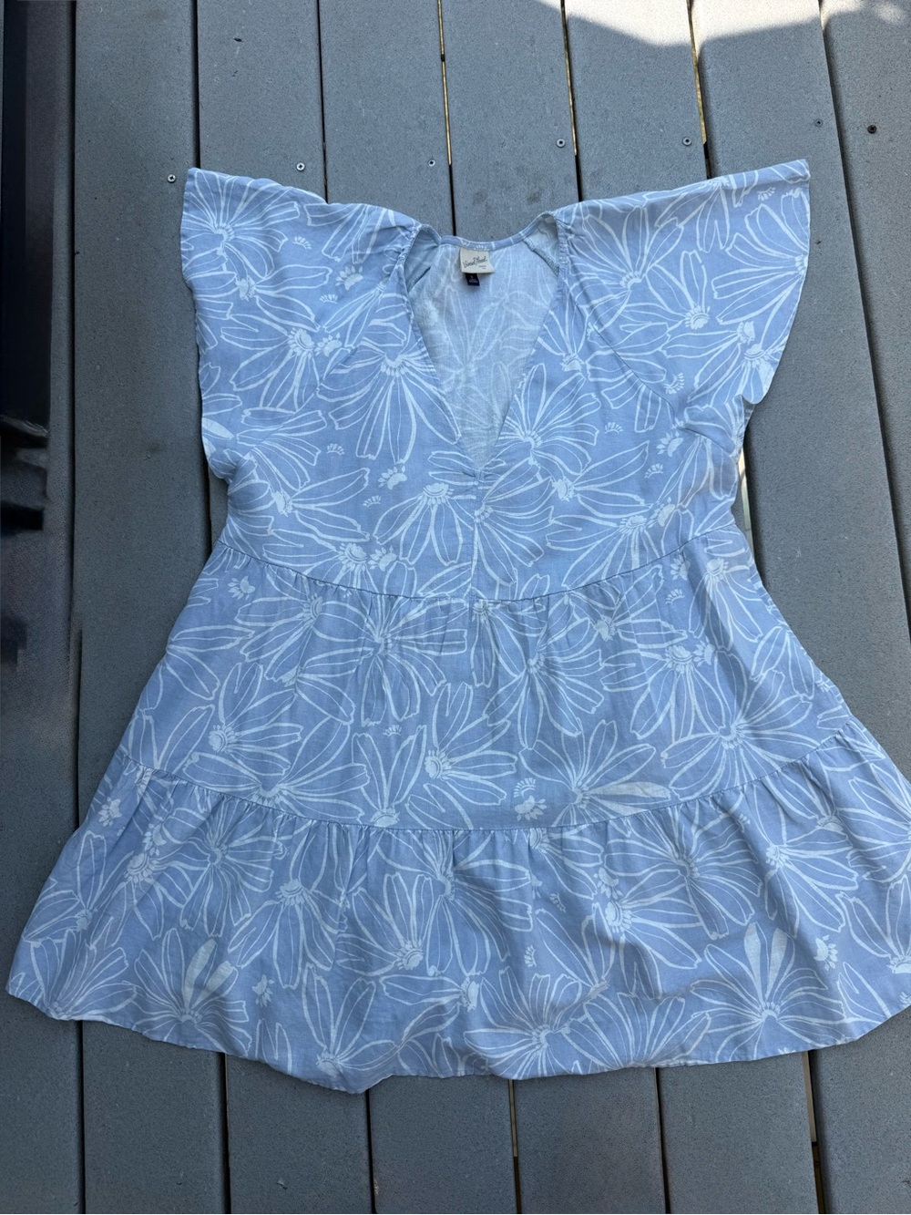 Universal Thread Light Blue Floral V-Neck Dress
